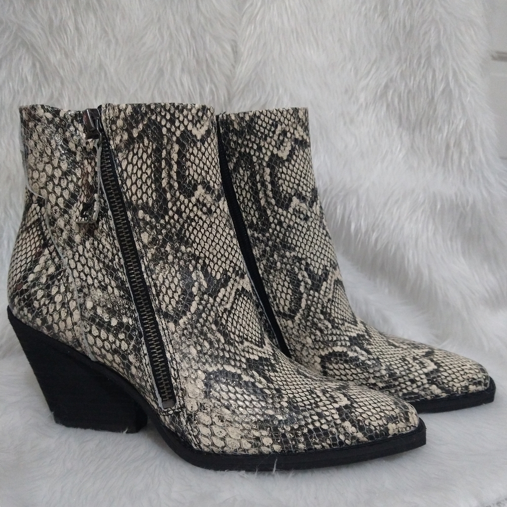 Zodiac Snake Print Booties Size 7½ - Picture 1 of 12